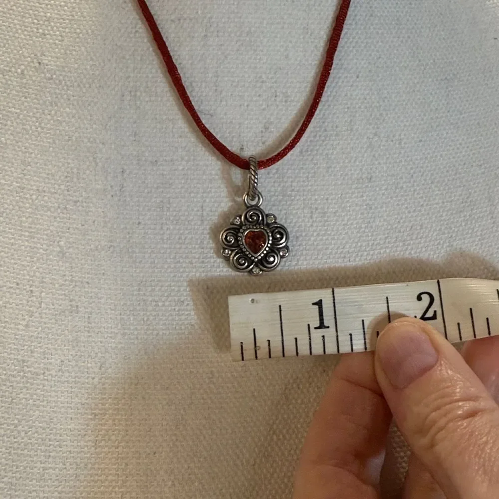 BRIGHTON HEART PENDANT FLOWER SHAPE ON FREE SILK ROPE NECKLACE CHAIN